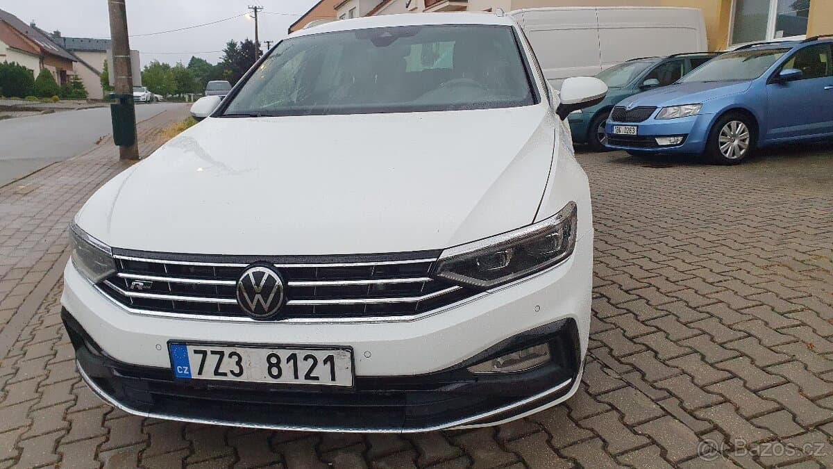 2021 Volkswagen PASSAT - 2