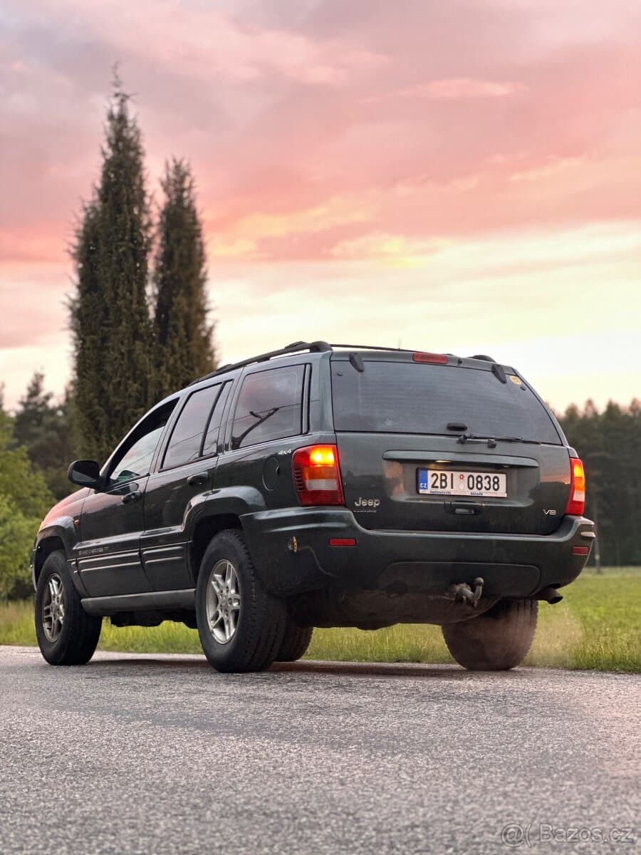2000 Jeep CHEROKEE - 2