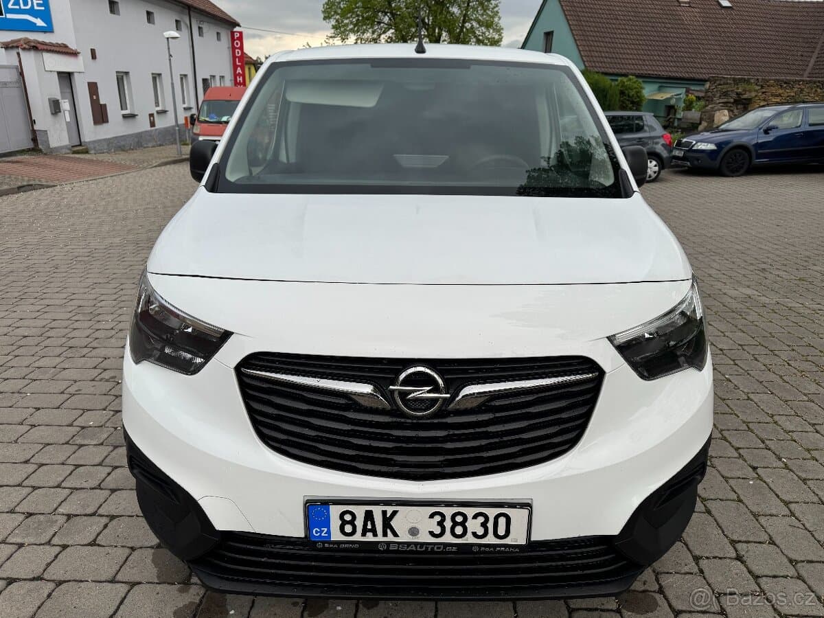 2020 Opel COMBO - 2