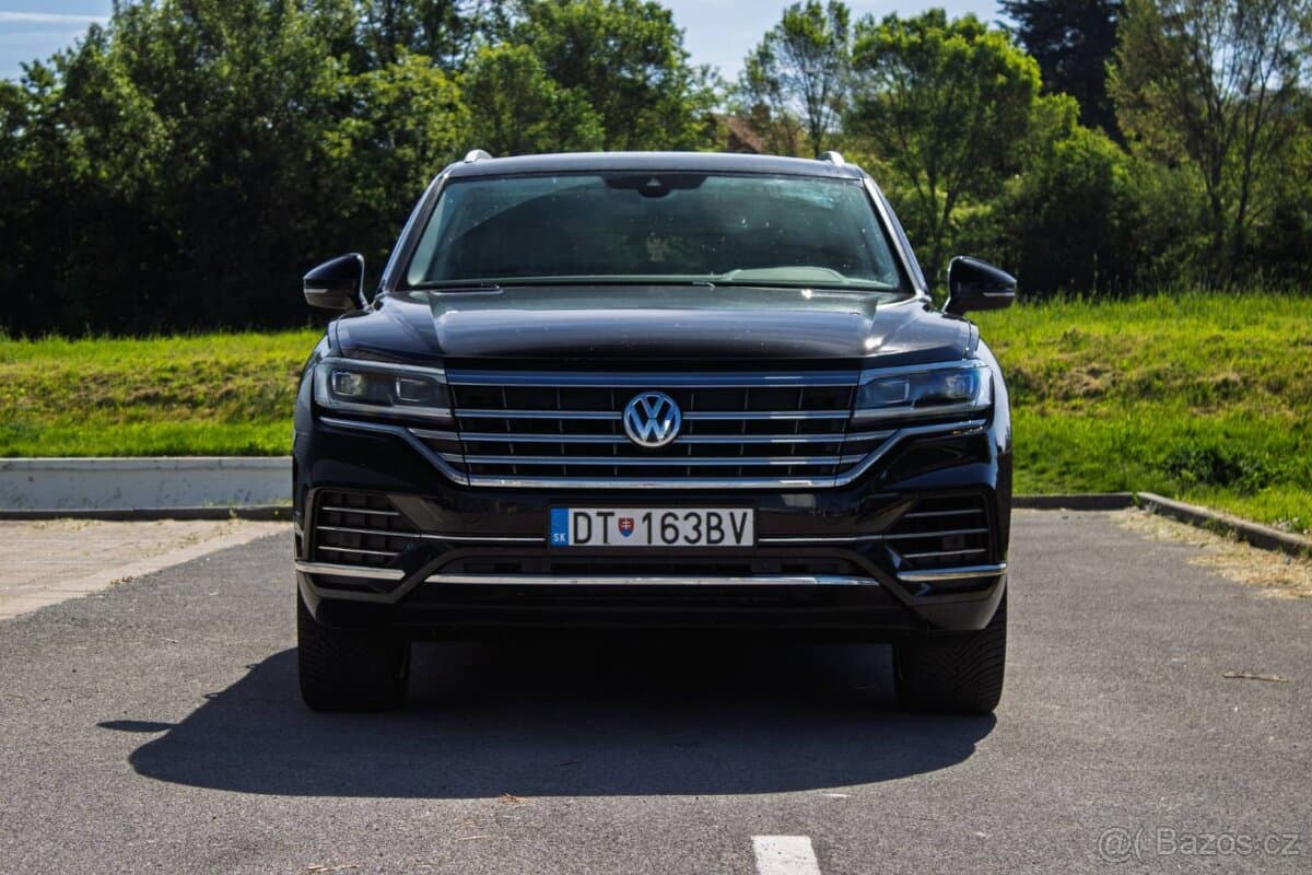 2019 Volkswagen TOUAREG - 2