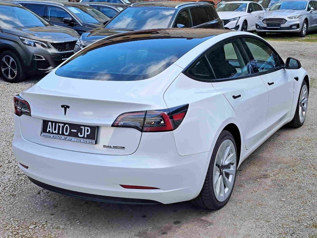 2023 Tesla MODEL 3 - 2