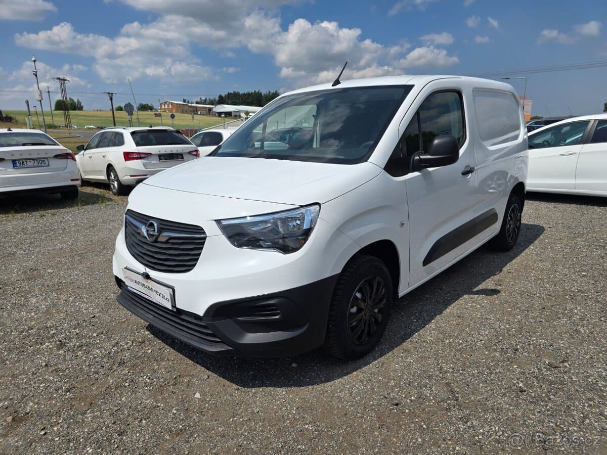 2020 Opel COMBO - 2