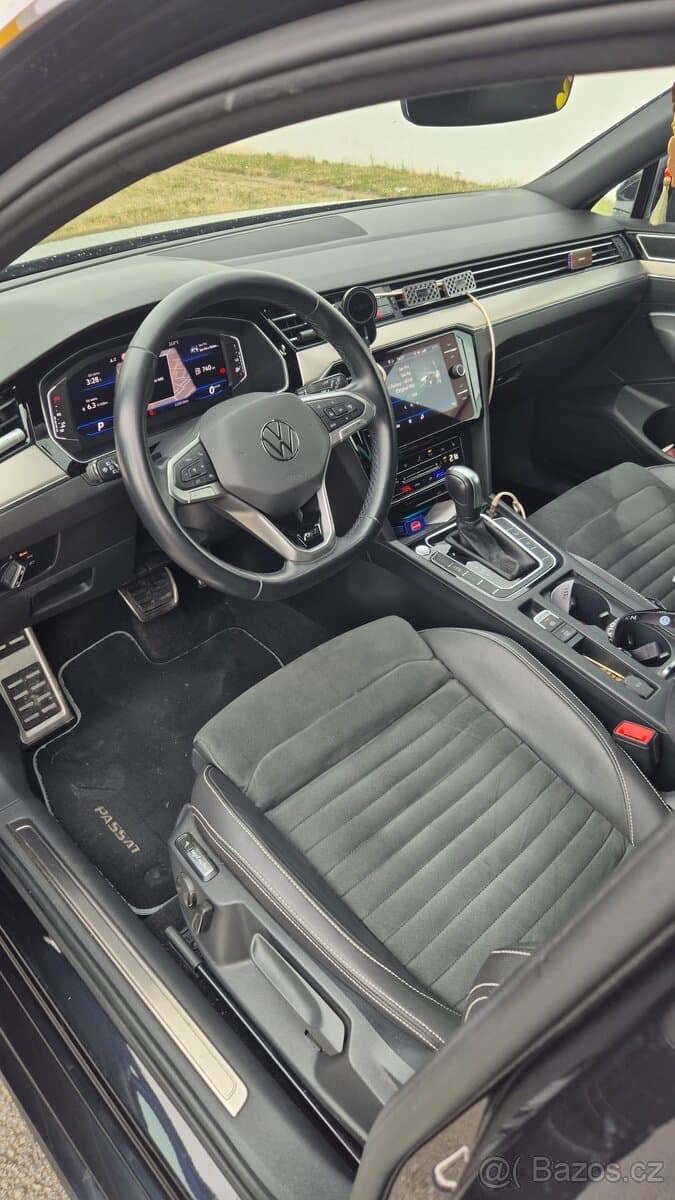 Volkswagen PASSAT - 2