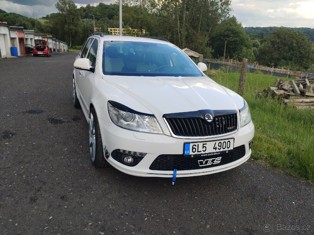 Škoda OCTAVIA - 2