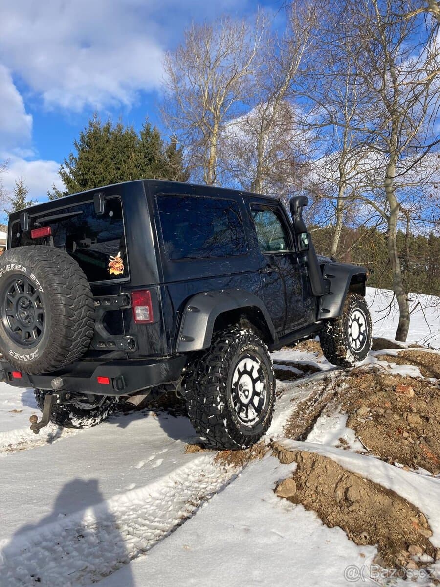 2011 Jeep WRANGLER - 2