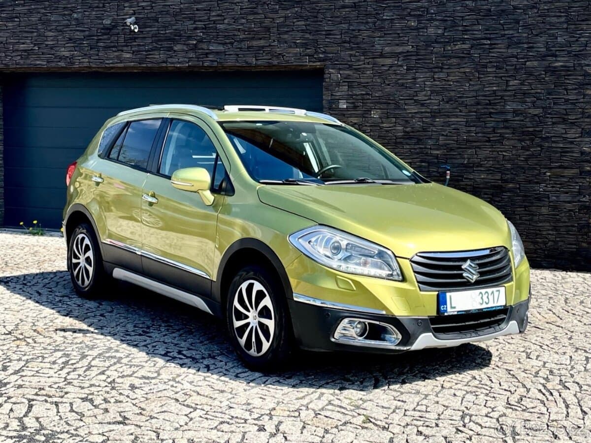 2013 Suzuki S-CROSS - 2