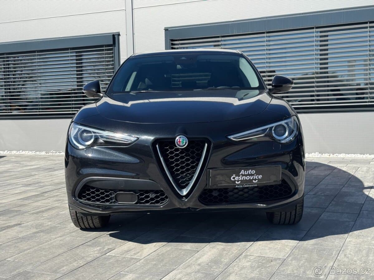 2018 Alfa Romeo STELVIO - 2