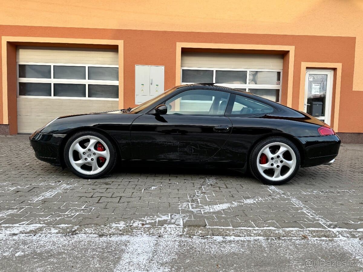 2001 Porsche 911 - 2
