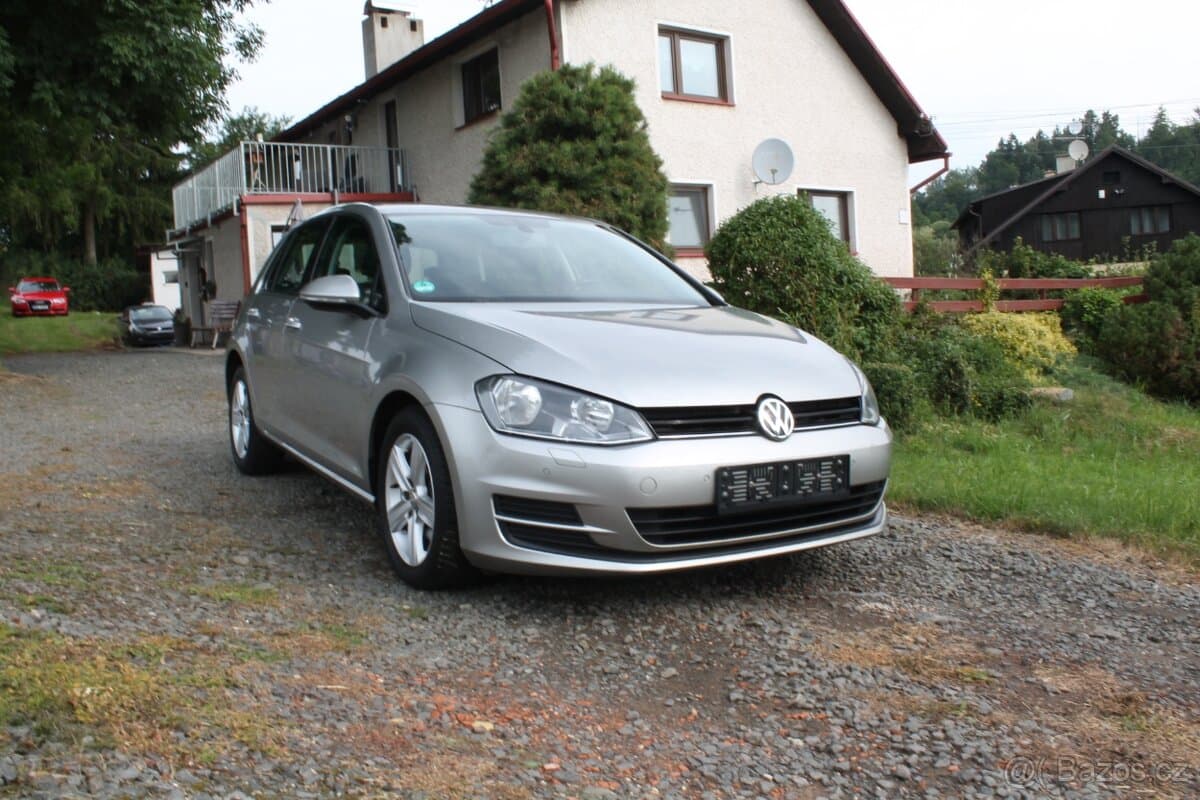 2013 Volkswagen GOLF - 2