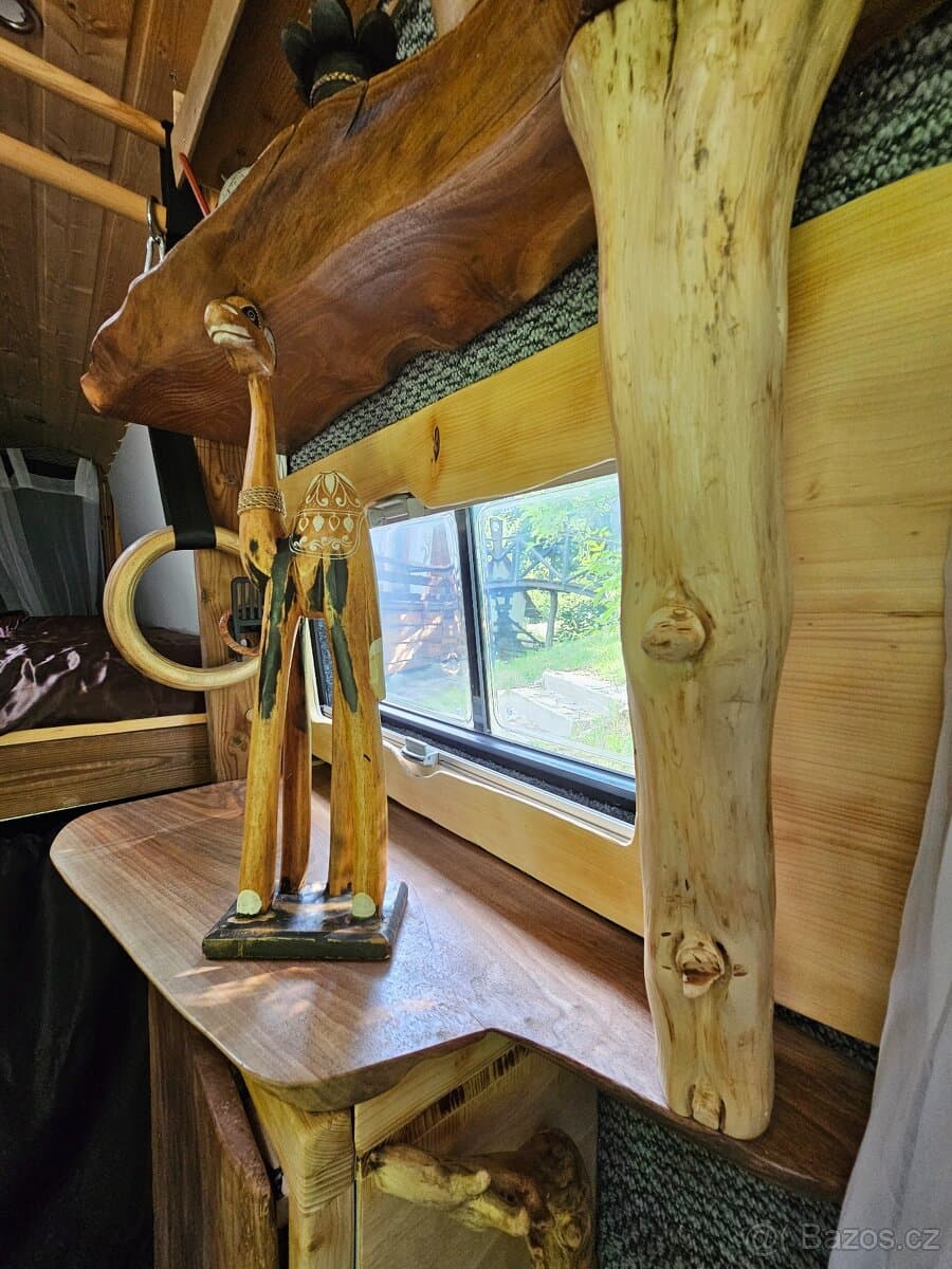 2005 Mercedes-Benz SPRINTER - 2