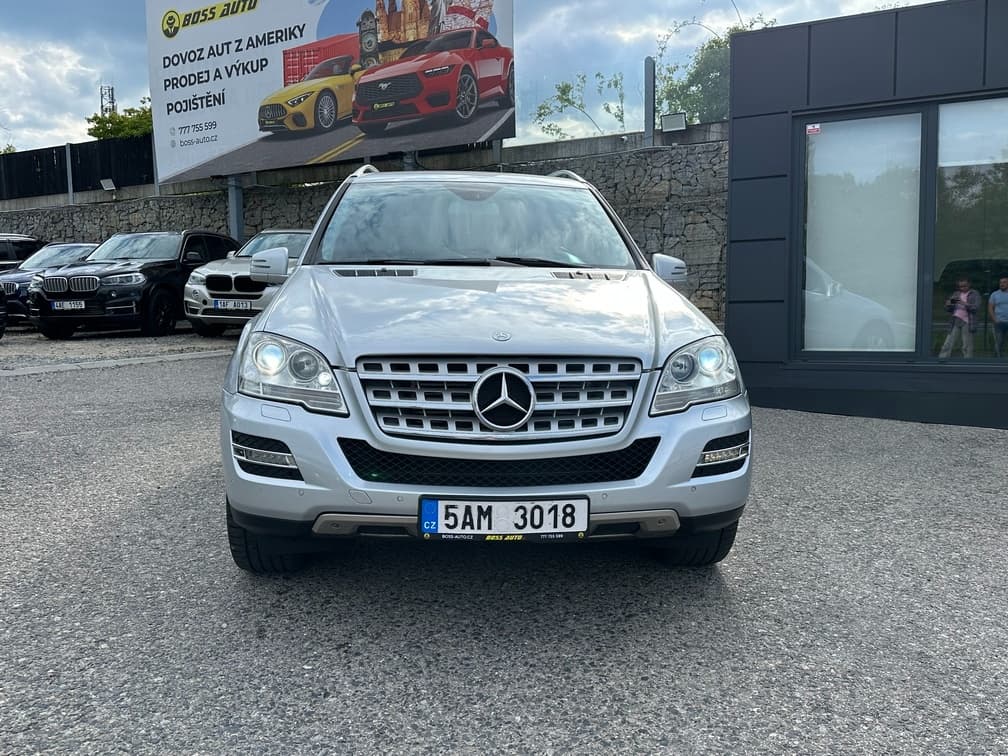 2011 Mercedes-Benz M-CLASS - 2