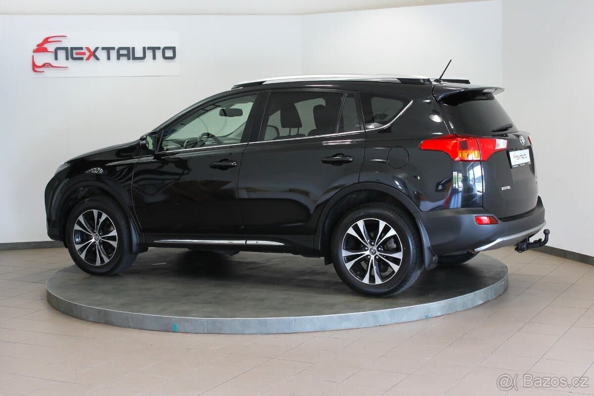 2015 Toyota RAV4 - 2
