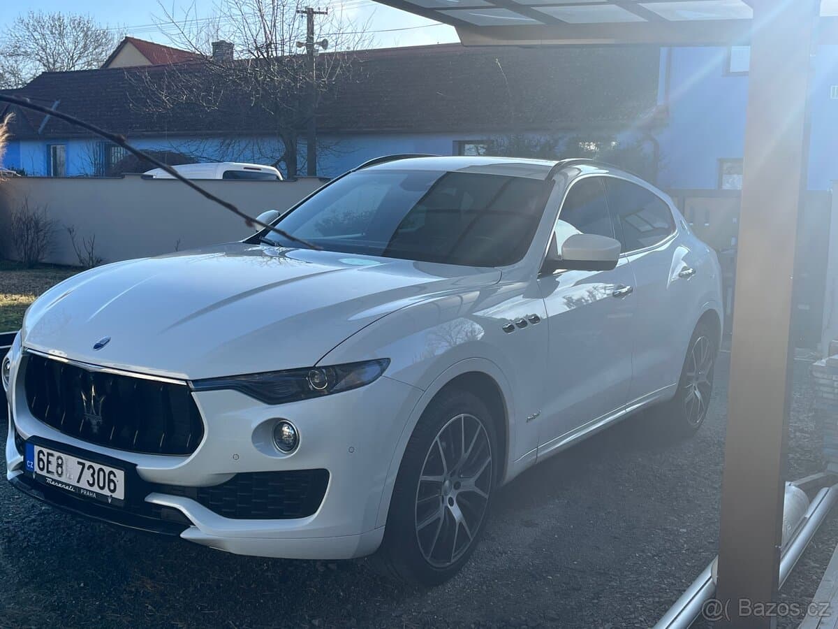 2017 Maserati LEVANTE - 2