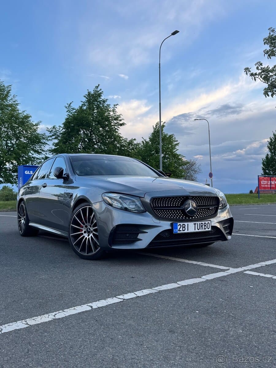 2017 Mercedes-Benz OSTATNÍ - 2