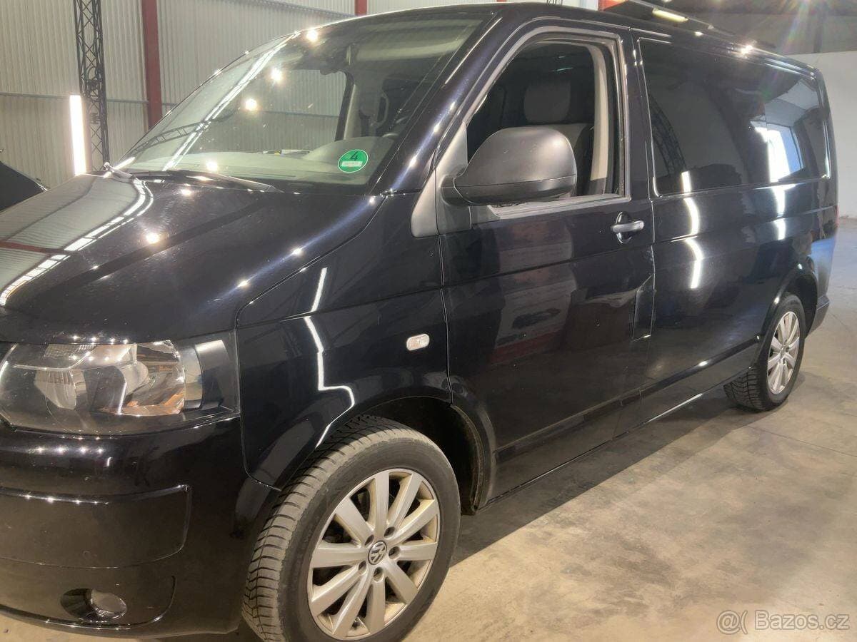 2013 Volkswagen MULTIVAN - 2