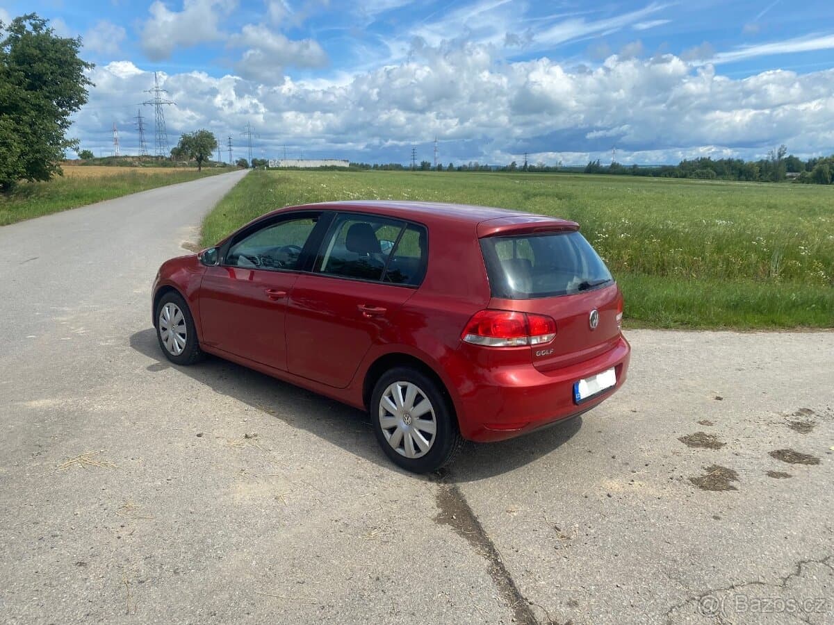 2009 Volkswagen GOLF - 2