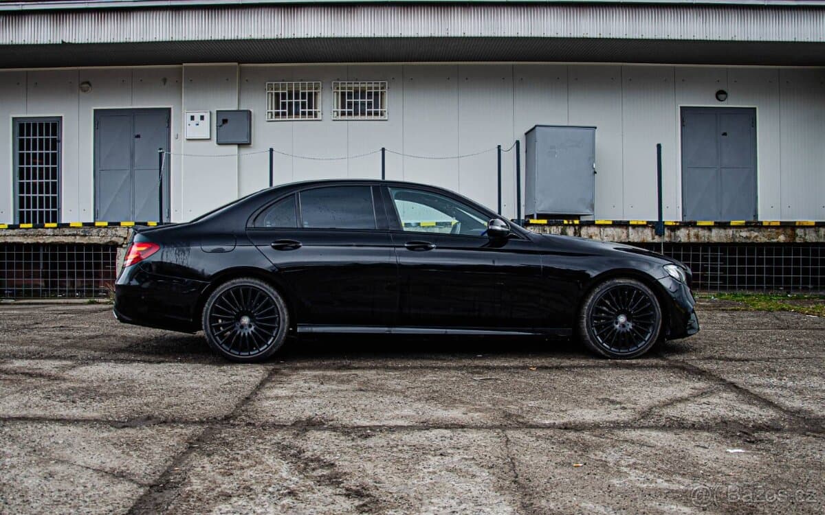 2016 Mercedes-Benz OSTATNÍ - 2