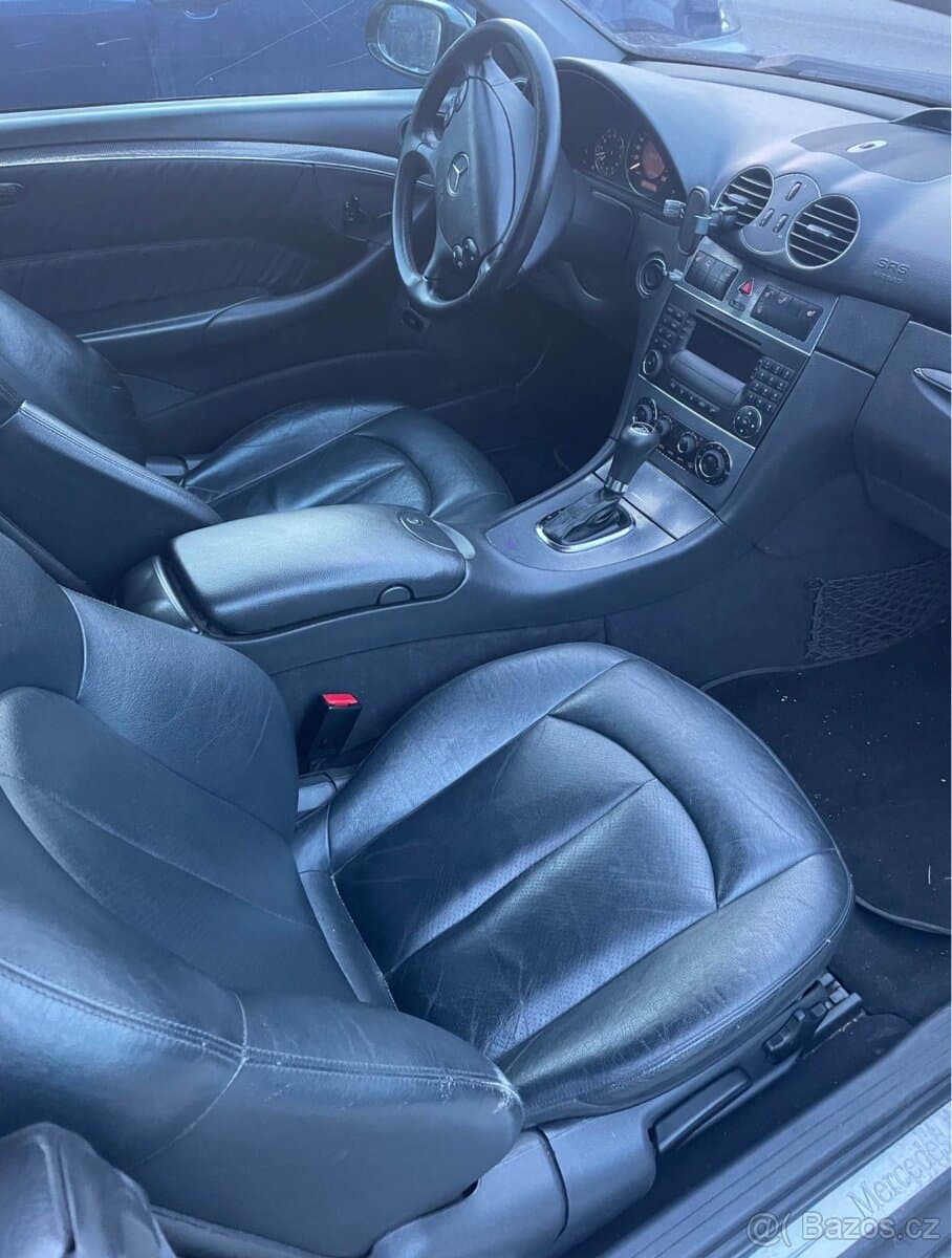 2005 Mercedes-Benz CLK - 2