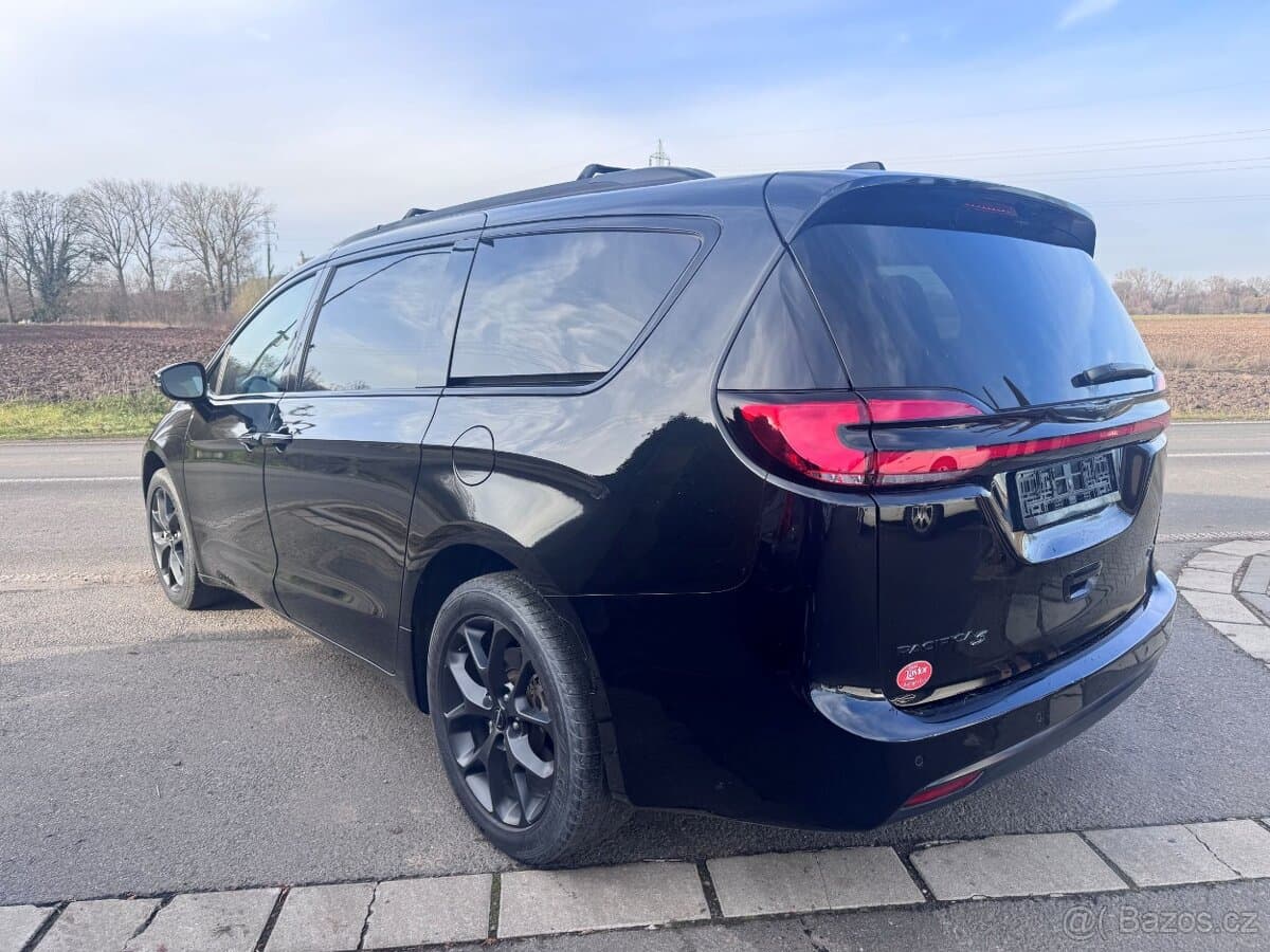 2021 Chrysler PACIFICA - 2