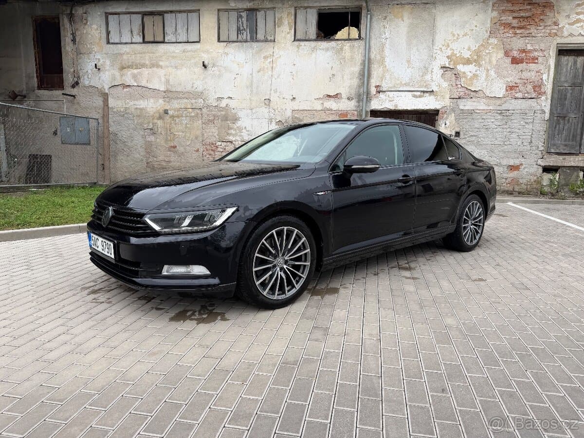 2015 Volkswagen PASSAT - 2