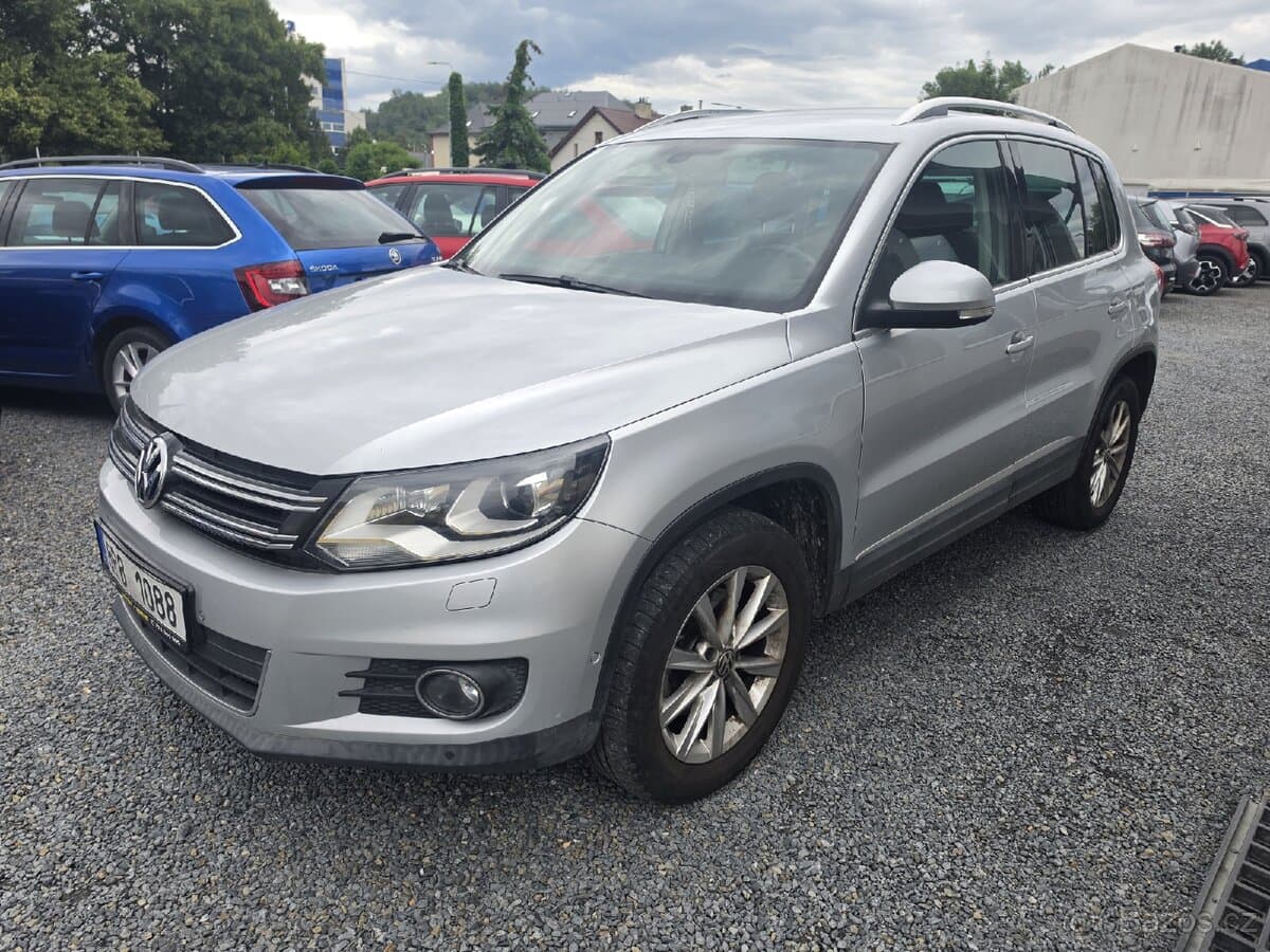 2012 Volkswagen TIGUAN - 2