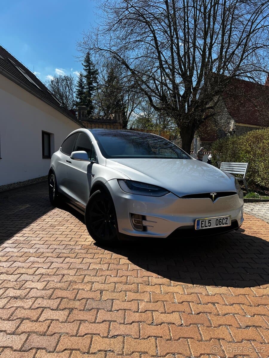 2017 Tesla MODEL X - 2