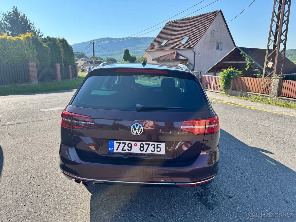 2015 Volkswagen PASSAT - 2