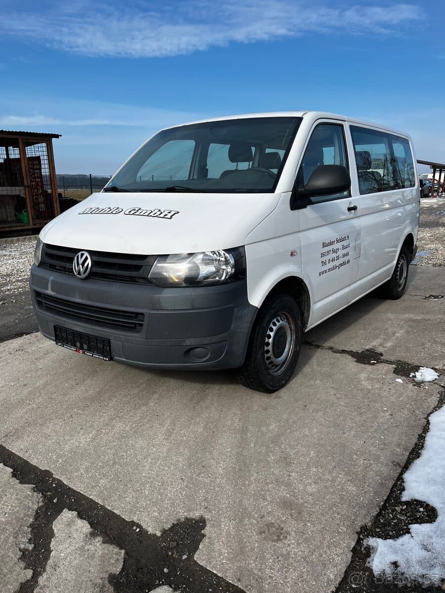 2011 Volkswagen TRANSPORTER - 2