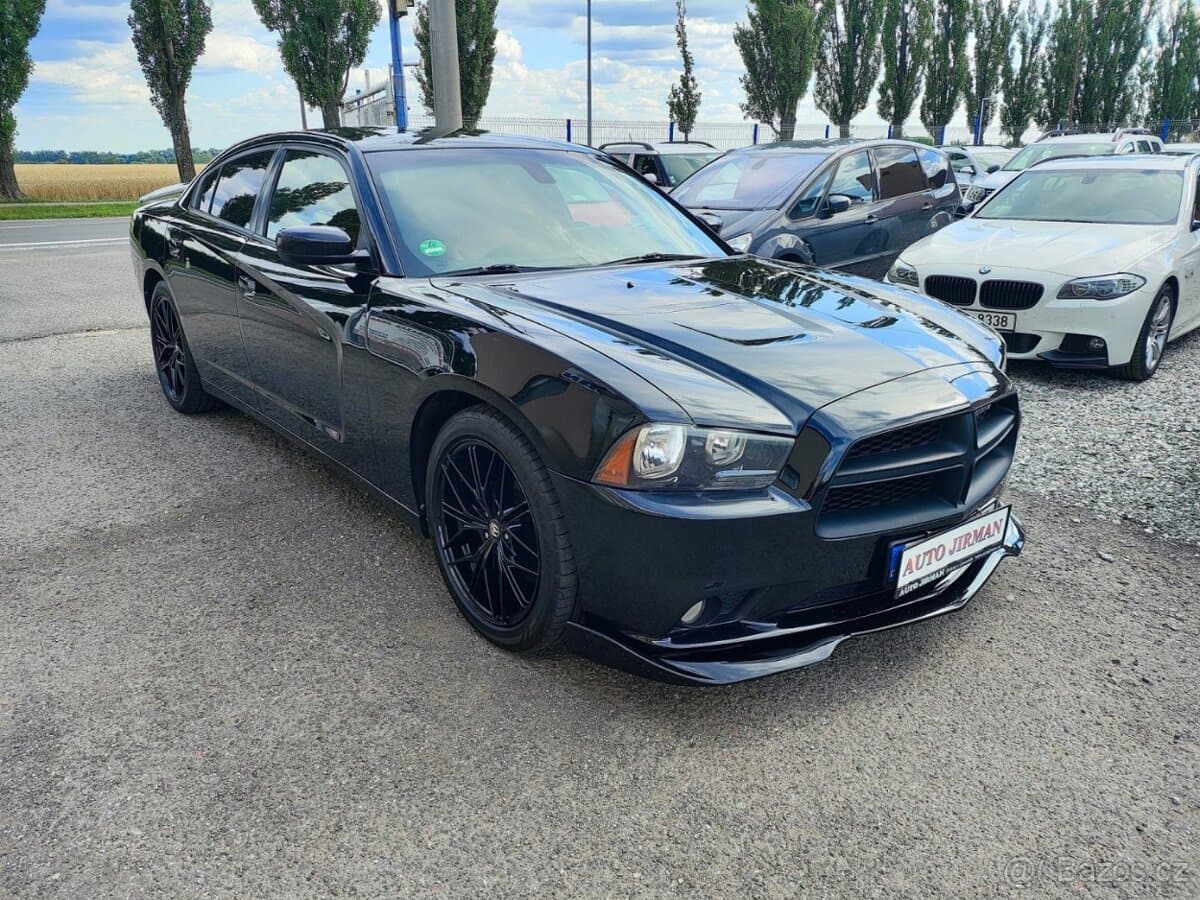 2013 Dodge CHARGER - 2