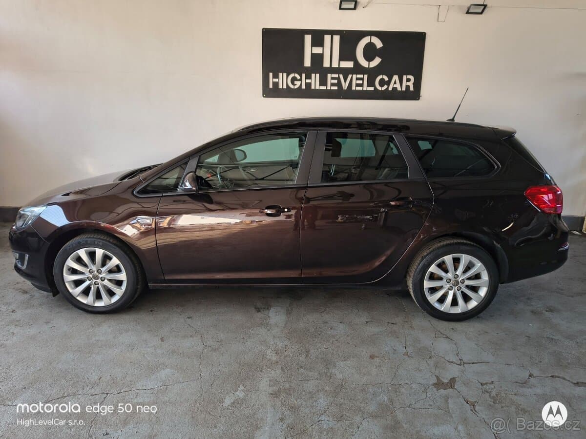 2013 Opel ASTRA - 2