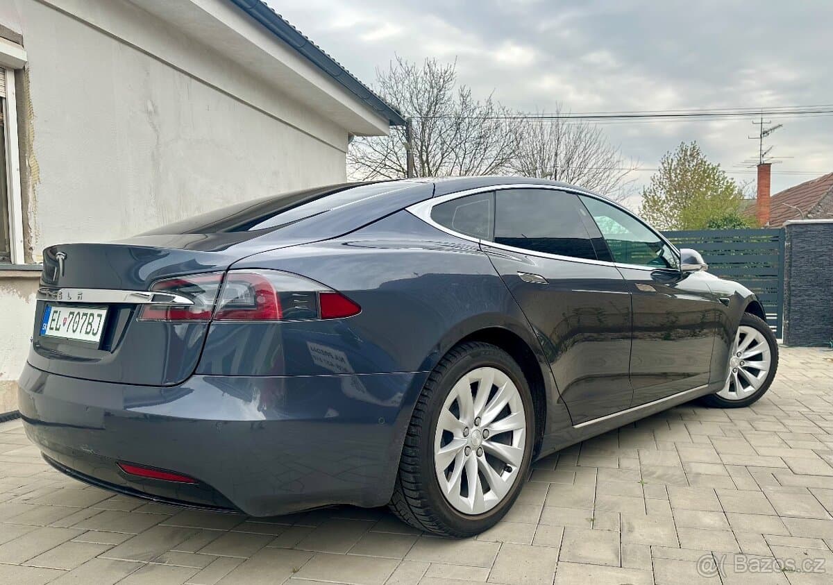 2018 Tesla MODEL S - 2