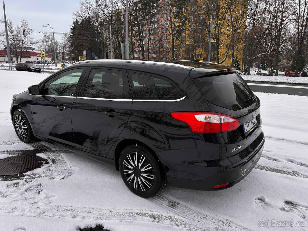 2011 Ford FOCUS - 2