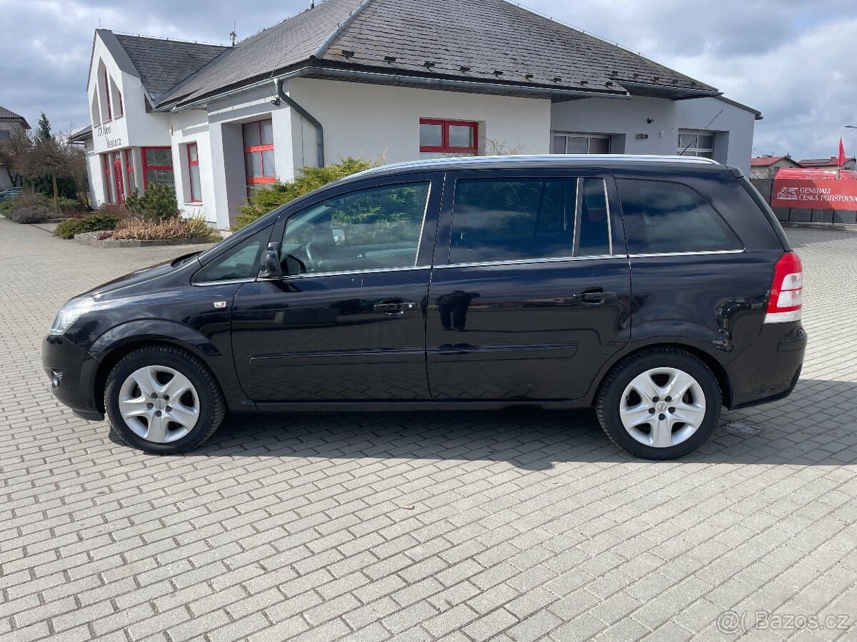 2011 Opel ZAFIRA - 2