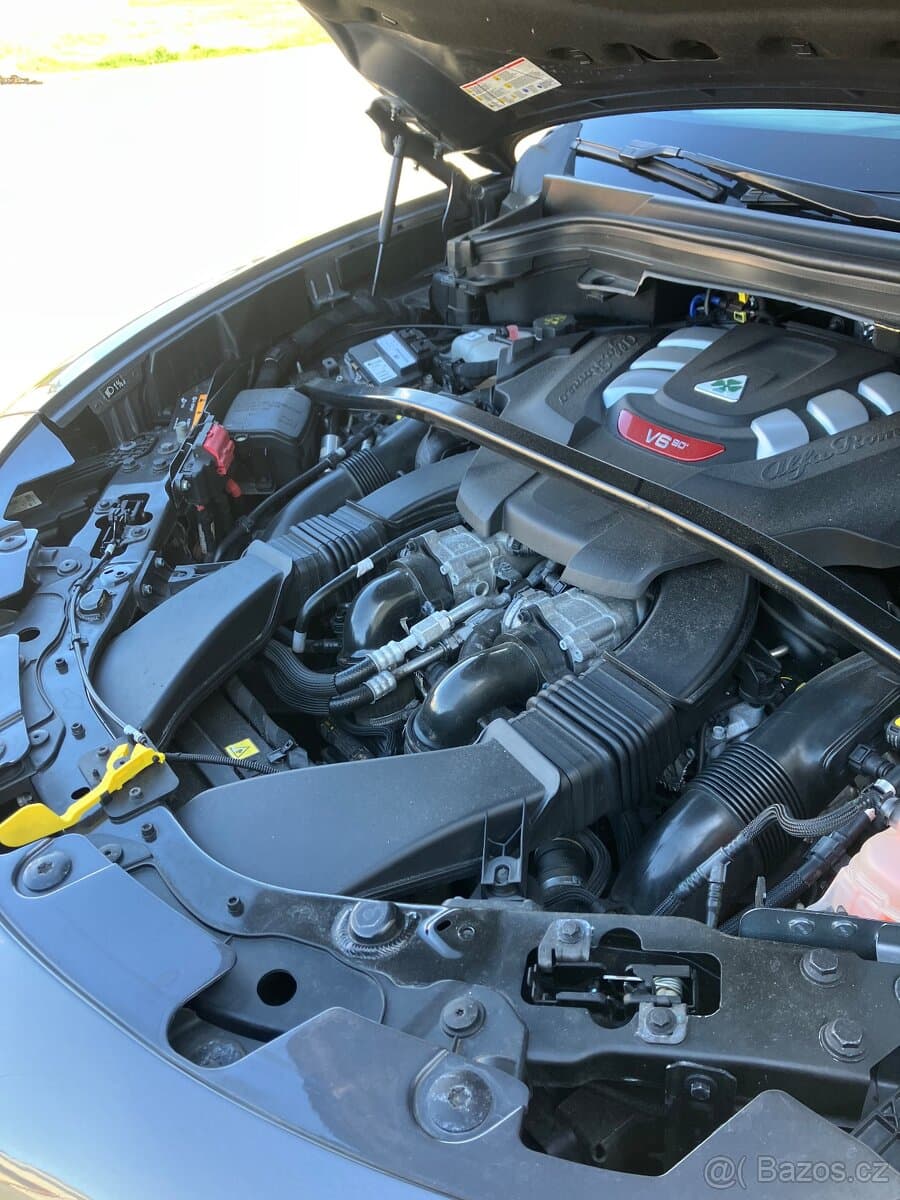 Alfa Romeo STELVIO - 2