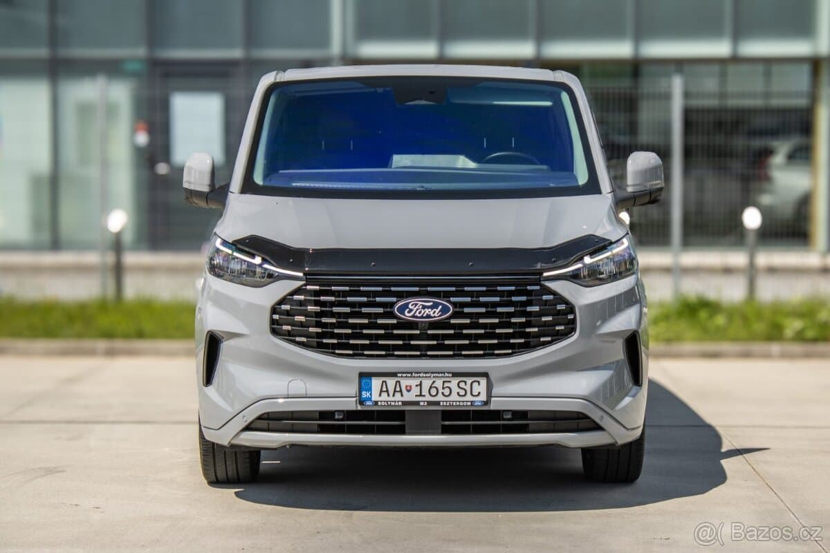 2025 Ford TOURNEO - 2