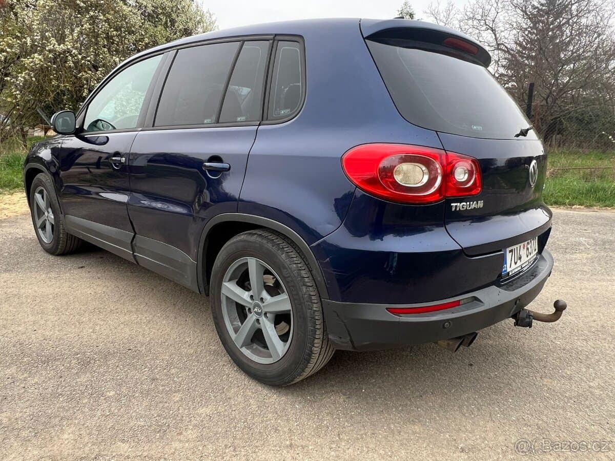 Volkswagen TIGUAN - 2