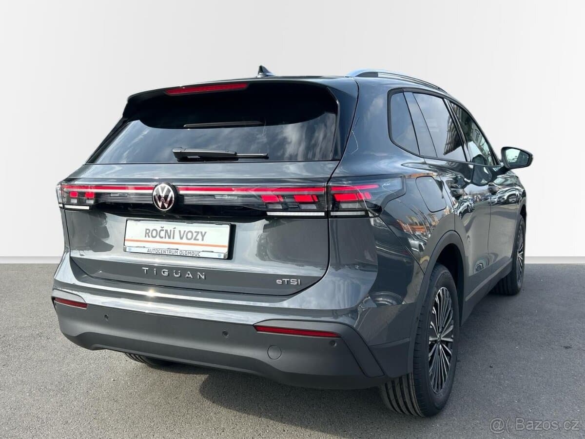 Volkswagen TIGUAN - 2