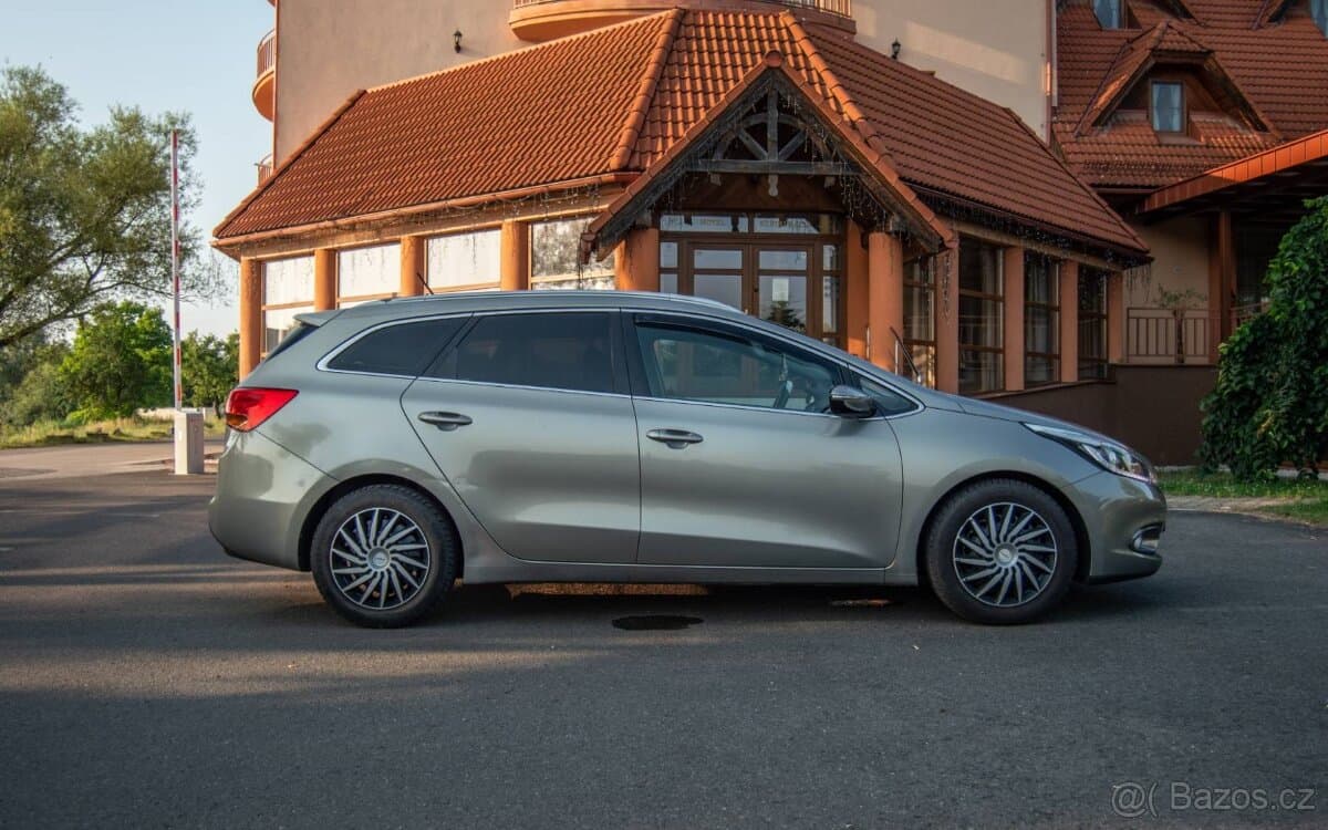 2013 Kia PROCEED - 2