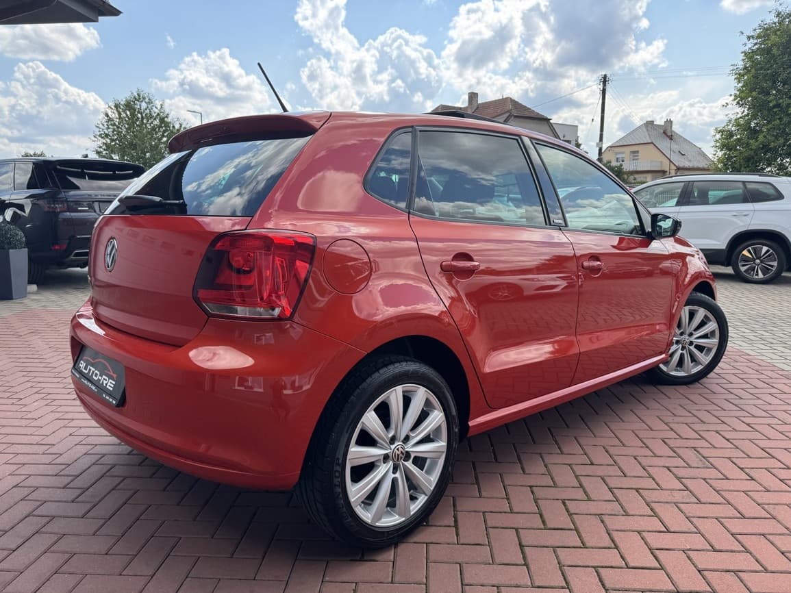 2011 Volkswagen POLO - 2