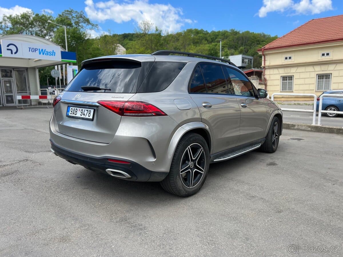 2019 Mercedes-Benz GL - 2