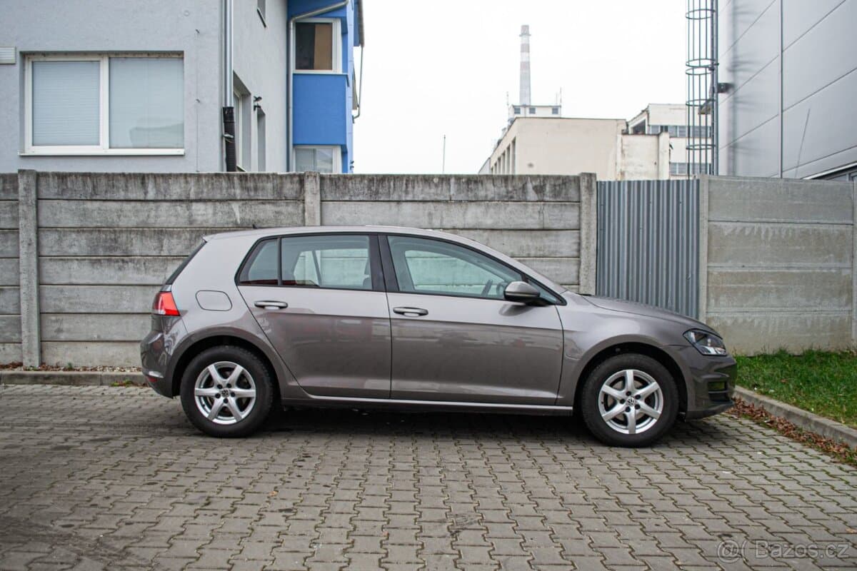 2016 Volkswagen GOLF - 2