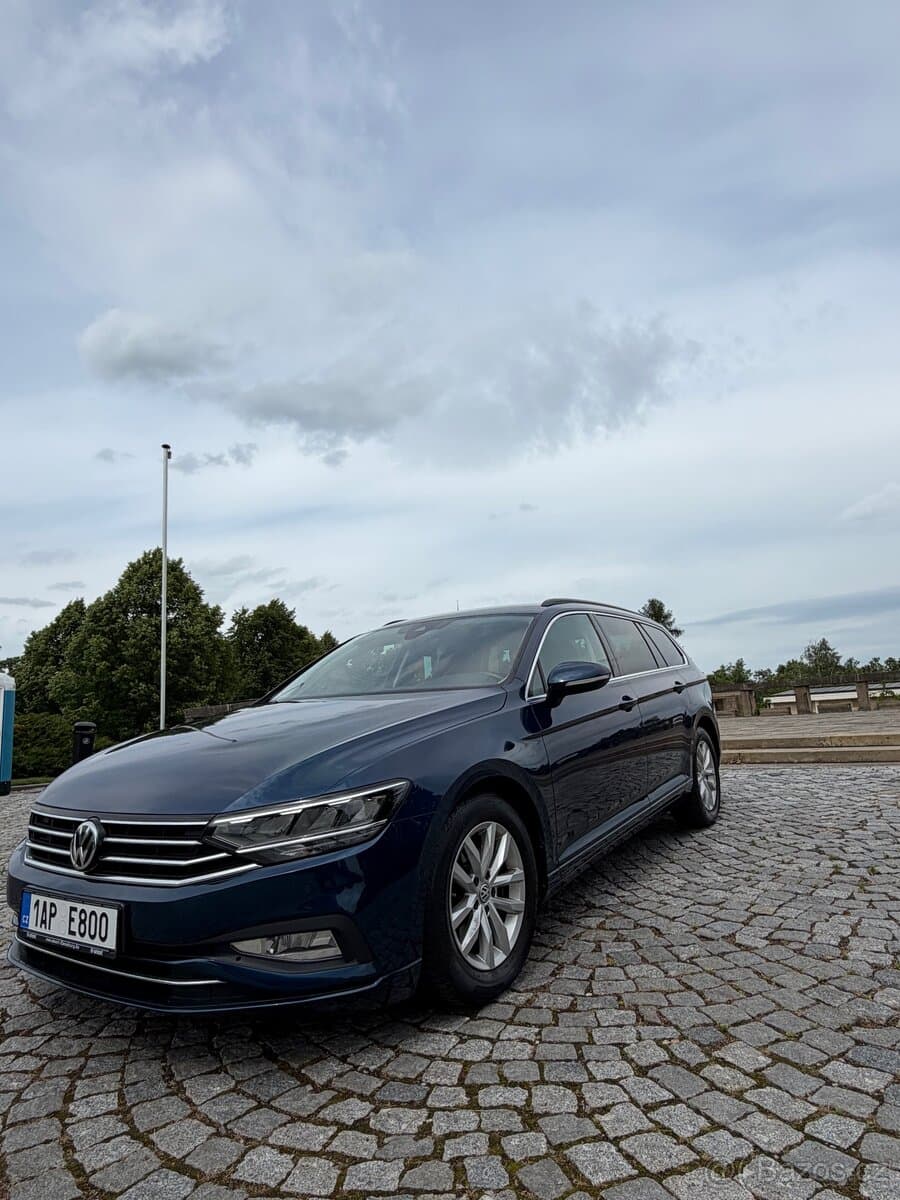 2019 Volkswagen PASSAT - 2