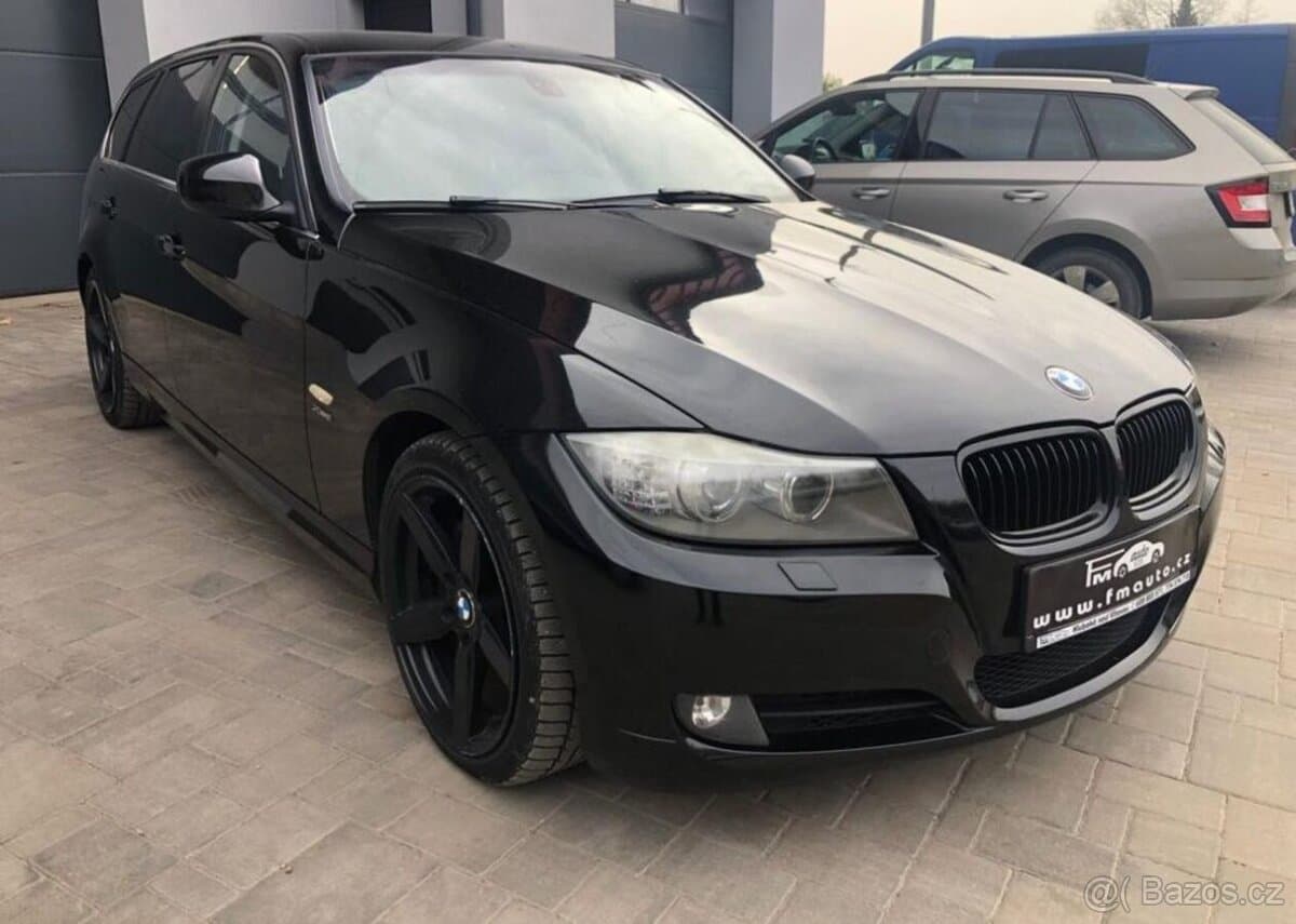 2010 BMW 3-SERIES - 2