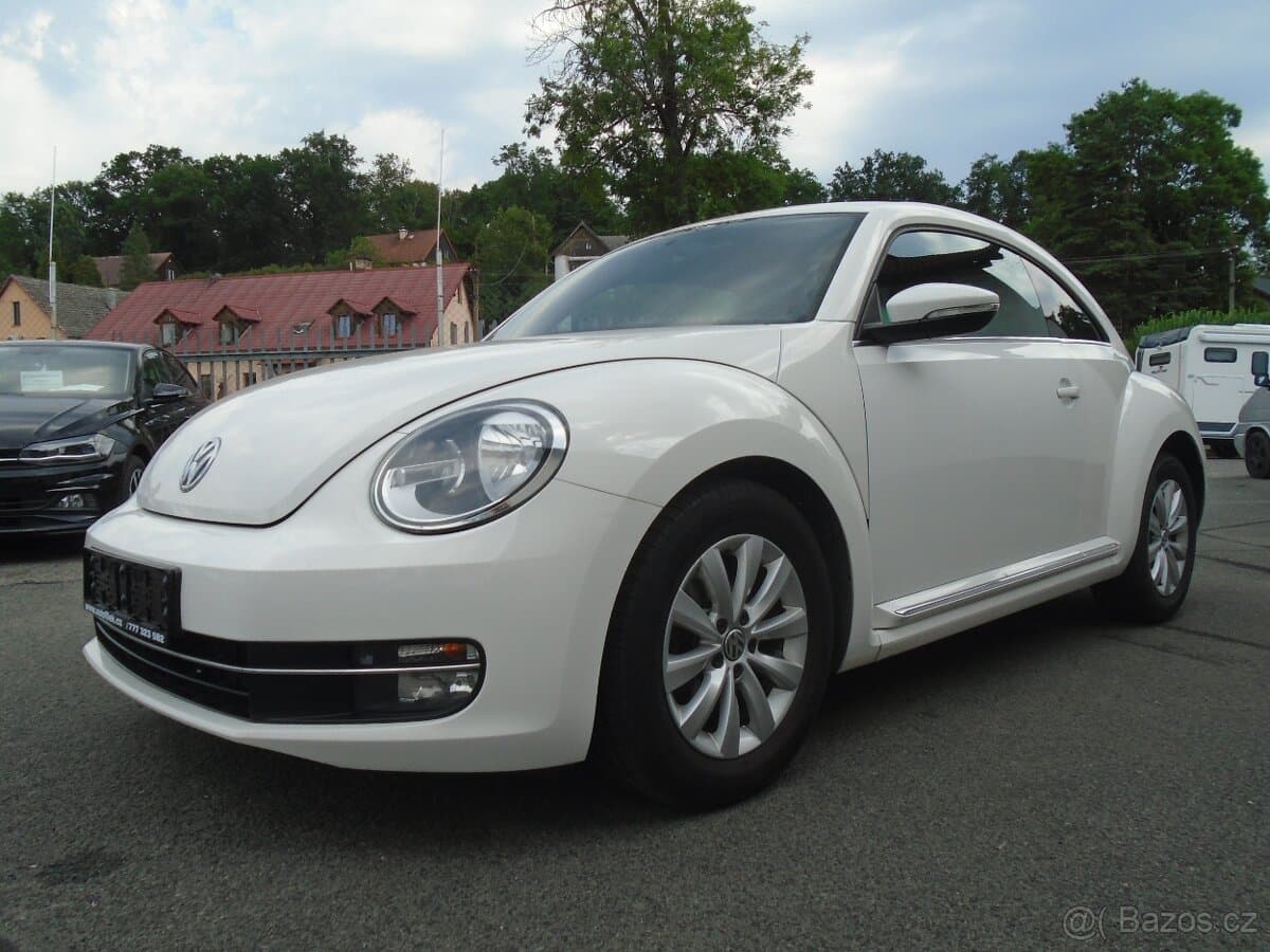 2013 Volkswagen BEETLE - 2