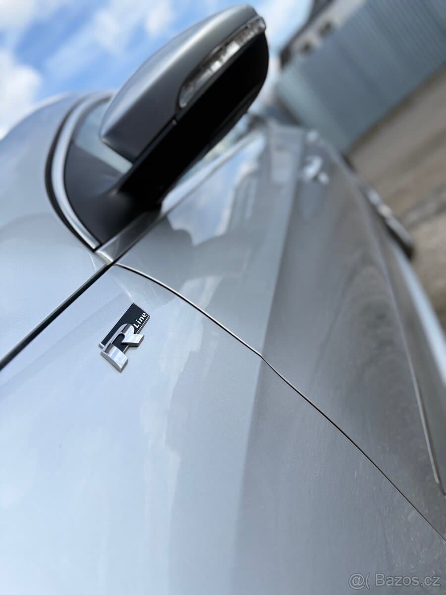 2011 Volkswagen PASSAT CC - 2