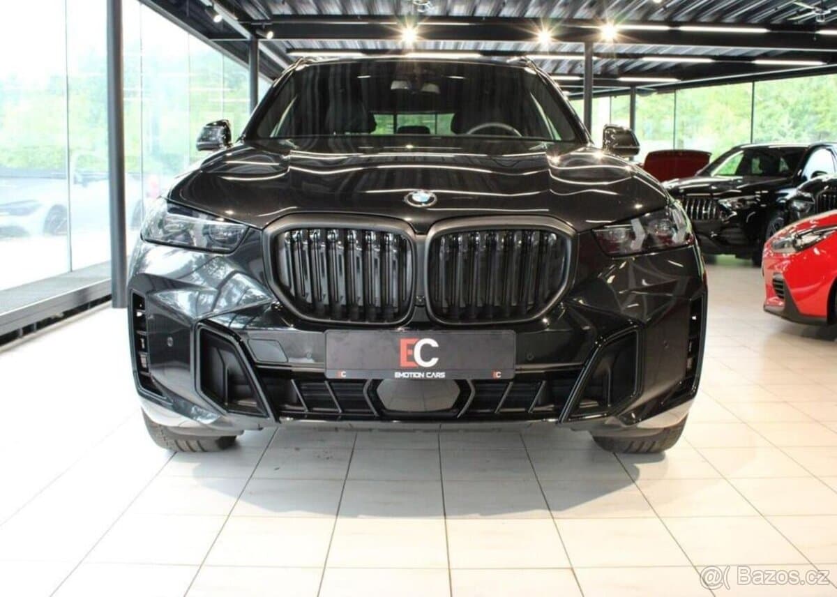2025 BMW X5 - 2