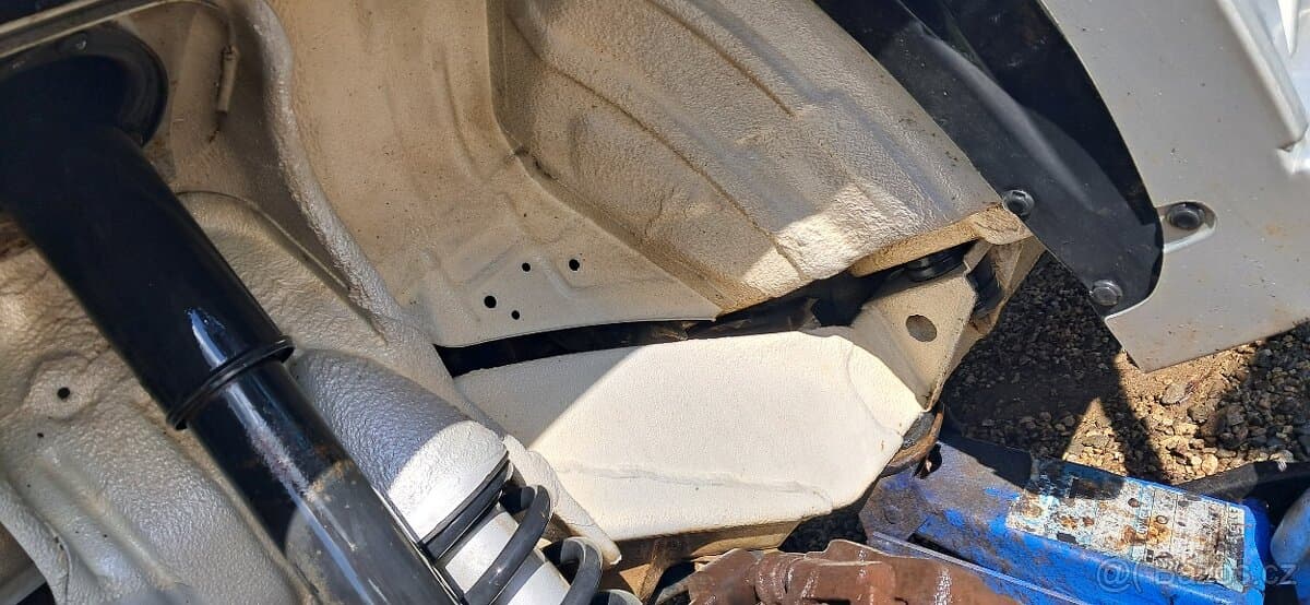 2003 Suzuki GRAND - 2