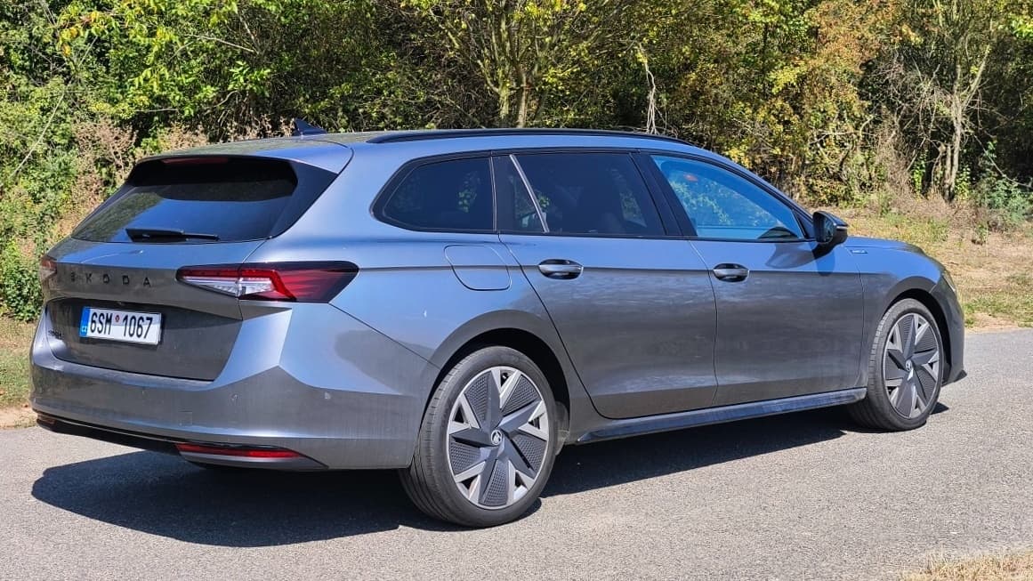 Škoda SUPERB - 2