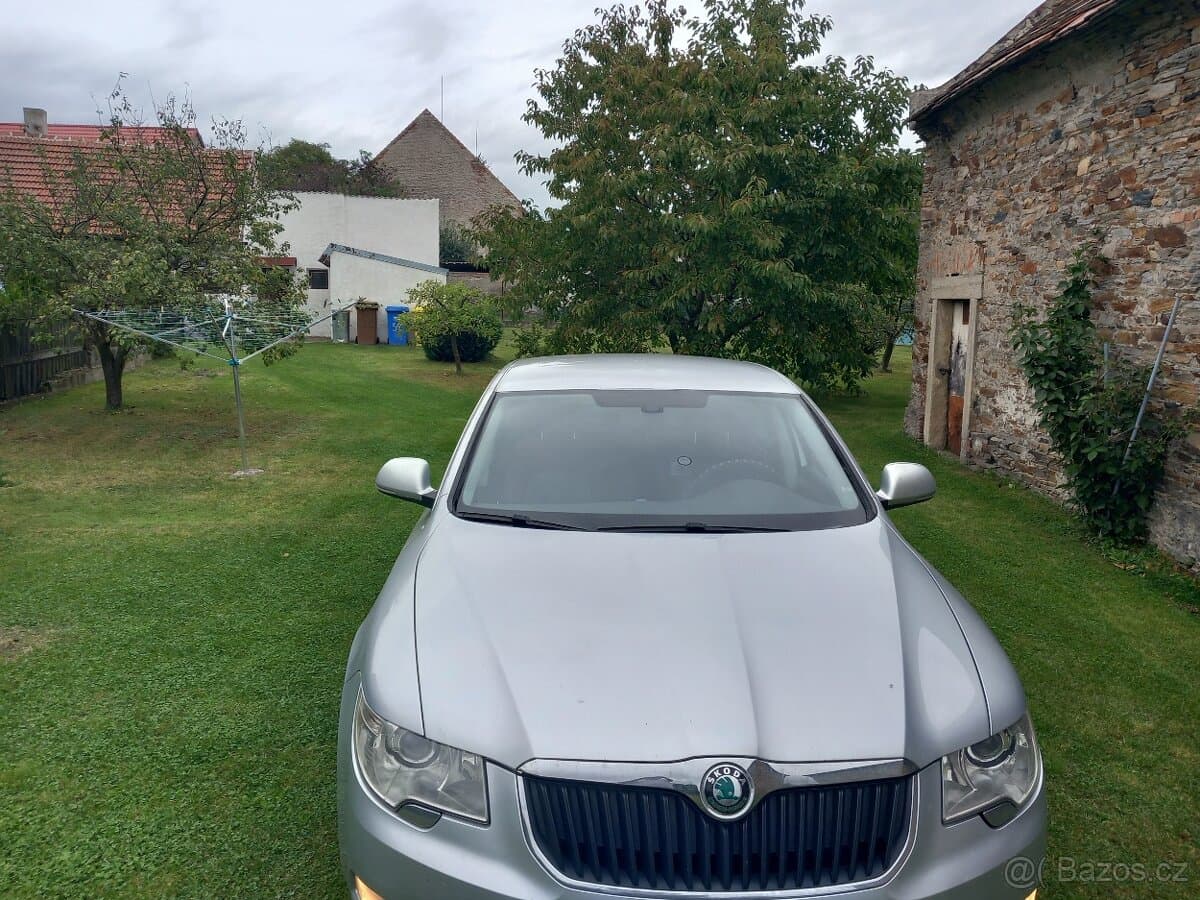 2011 Škoda SUPERB - 2