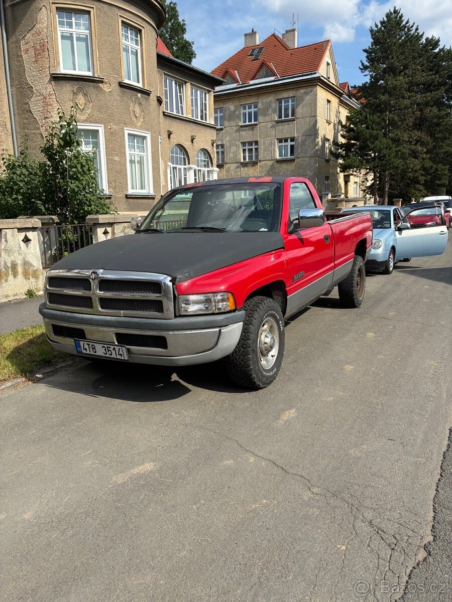 Dodge RAM - 2